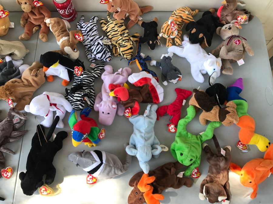 Huge Collection Of Ty Beanie Baby Dolls [Photo 50]