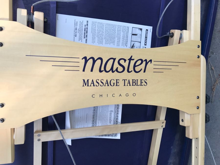 Master Massage Tables Chicago Portable Massage Table [Photo 10]