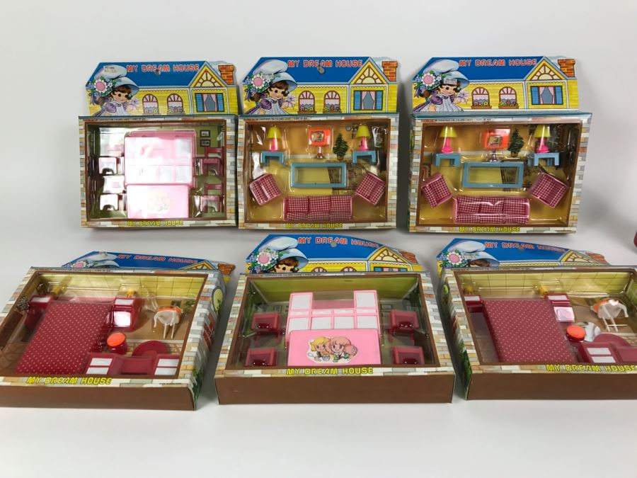 (6) New Doll House Furniture Sets + (2) New Take Along Town Sets [Photo 13]