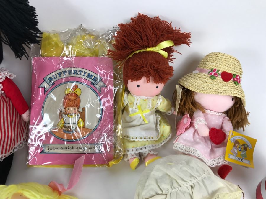Large Collection Of Joan Walsh Anglund Pocket Dolls - See All Photos [Photo 9]