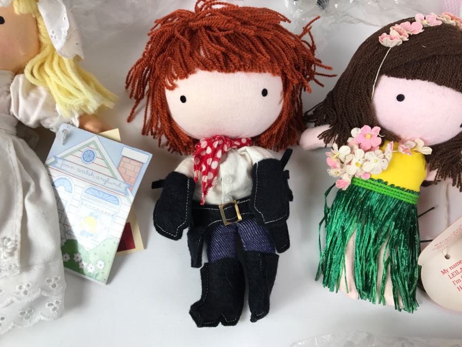 Large Collection Of Joan Walsh Anglund Pocket Dolls - See All Photos [Photo 22]