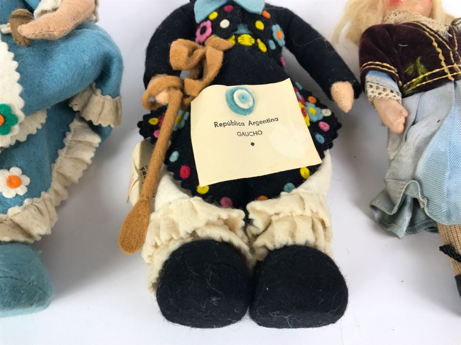 Collection Of Vintage International Dolls [Photo 10]