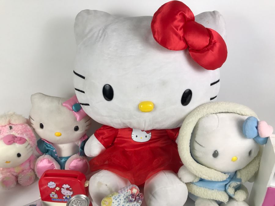 Huge Hello Kitty Lot With Plush Toys And New Hello Kitty Watch [Photo 5]