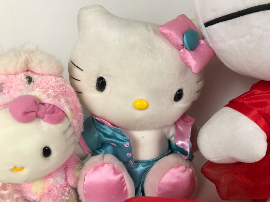 Huge Hello Kitty Lot With Plush Toys And New Hello Kitty Watch [Photo 12]