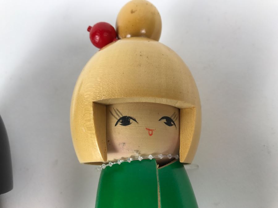 Collection Of Asian Dolls [Photo 7]