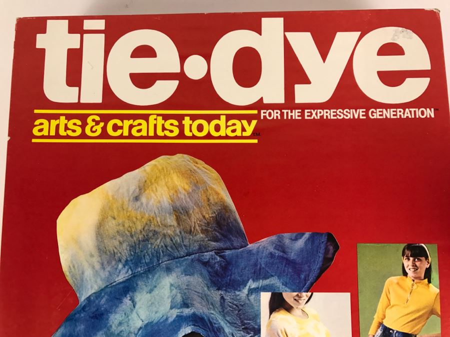 Vintage 1971 Hasbro Tie Dye Kit For The Expressive Generation New In Box [Photo 3]
