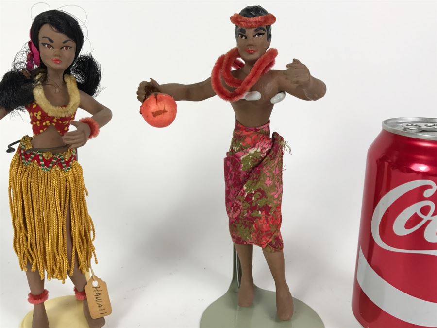 Vintage Hawaiian Hula Girl And Matching Hawaiian Male Doll [Photo 9]