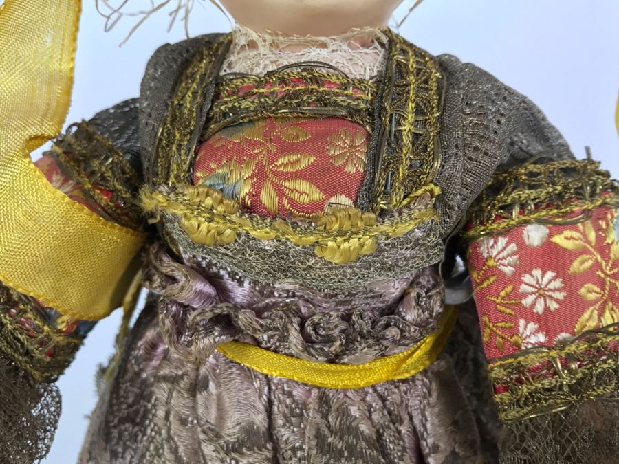 Vintage Doll [Photo 5]