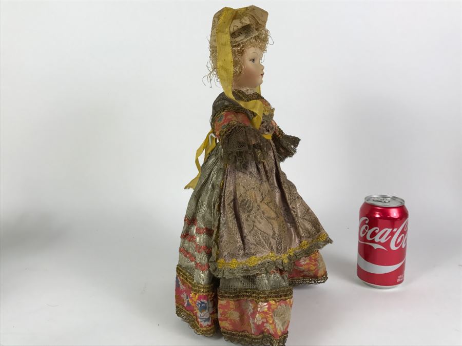 Vintage Doll [Photo 15]