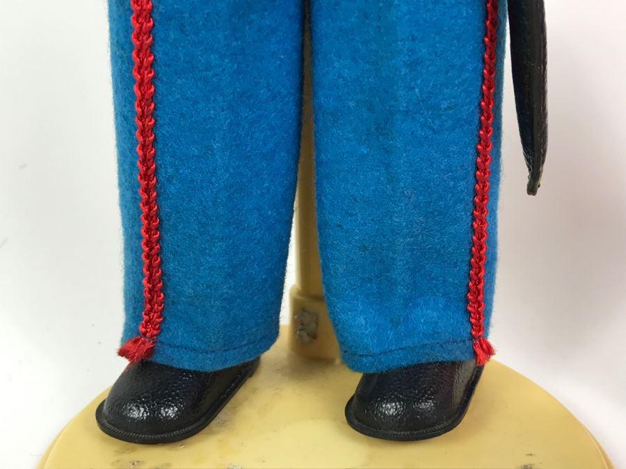 Vintage Soldier Doll [Photo 6]