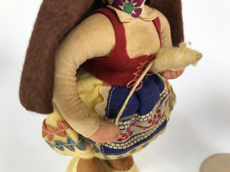 Pair Of Vintage Portugal Dolls Mascotes Liana [Photo 10]