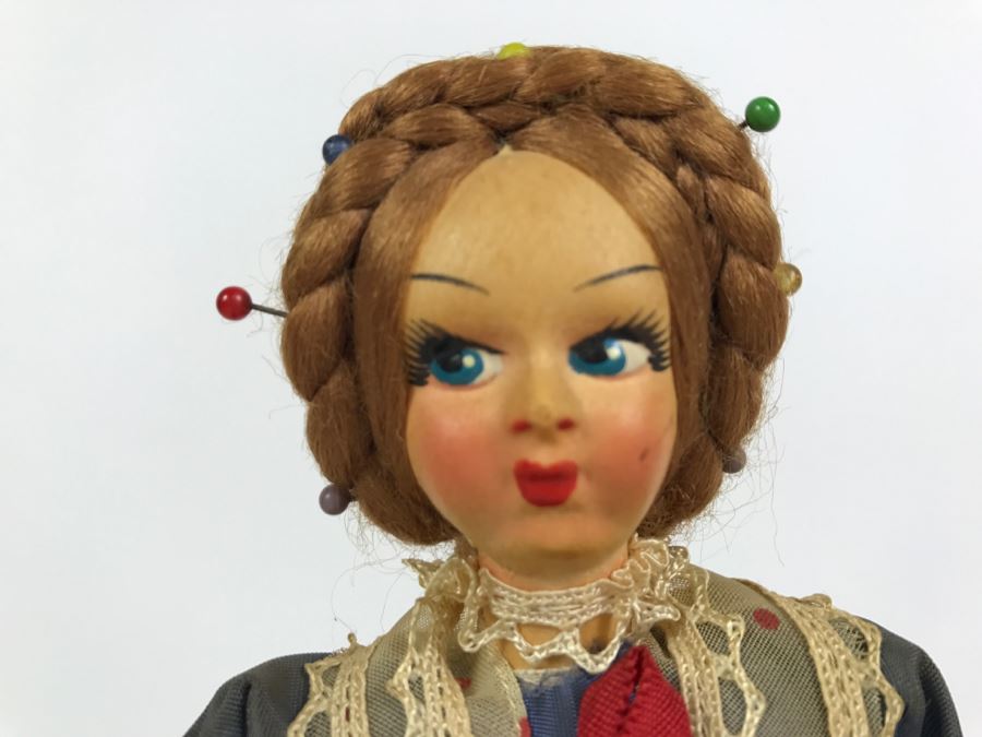 Vintage Italian Doll [Photo 3]