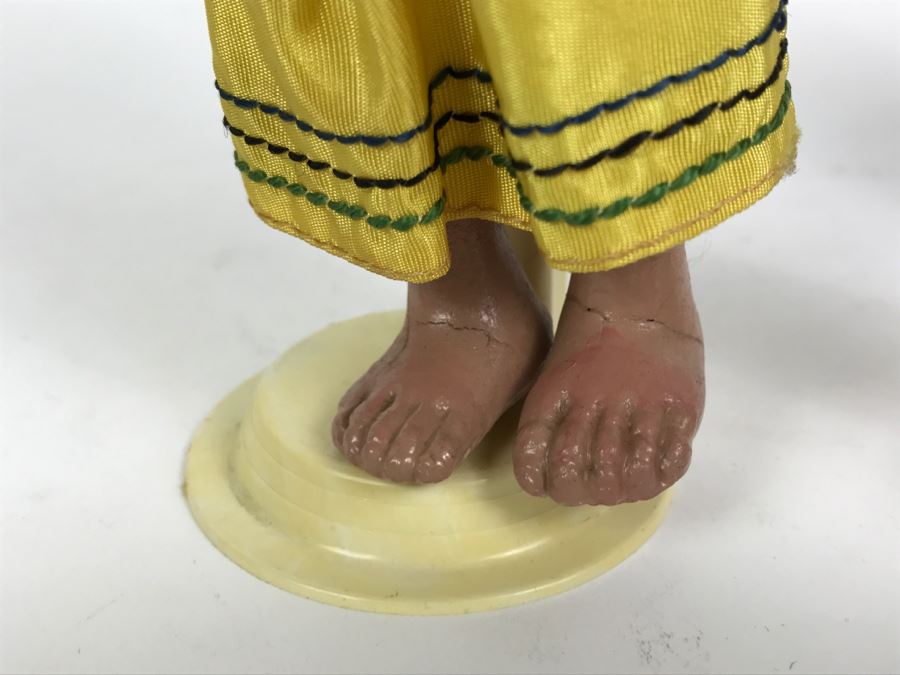 Pair Of Vintage Columbian Dolls [Photo 14]