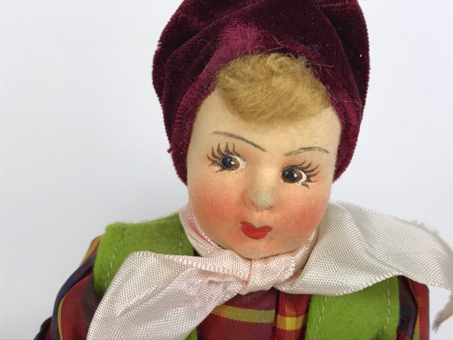 Pair Of Vintage Dolls [Photo 4]