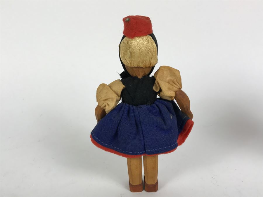 Vintage Carved Wood Doll [Photo 7]