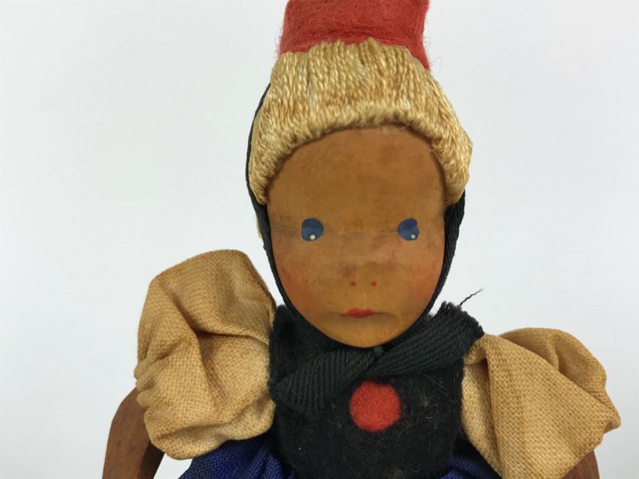 Vintage Carved Wood Doll [Photo 3]