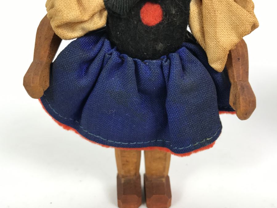 Vintage Carved Wood Doll [Photo 5]