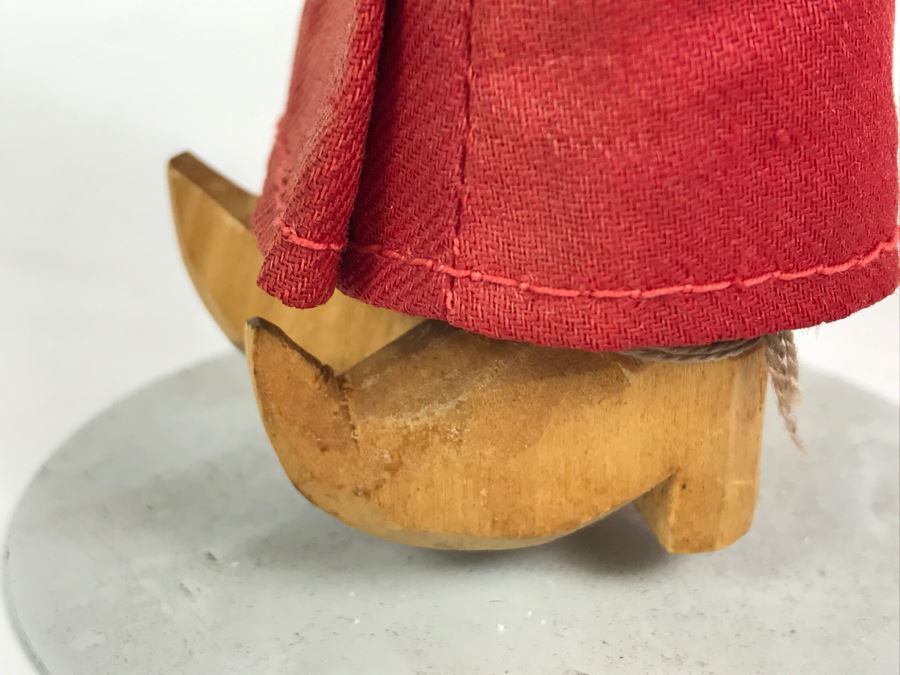 Vintage International Doll [Photo 6]