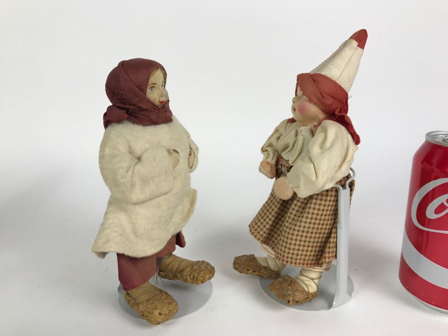 Pair Of Vintage Soviet Union Dolls [Photo 11]