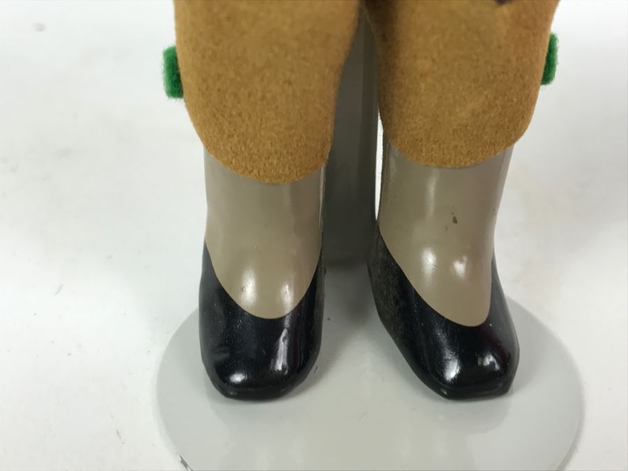 Vintage International Doll [Photo 4]