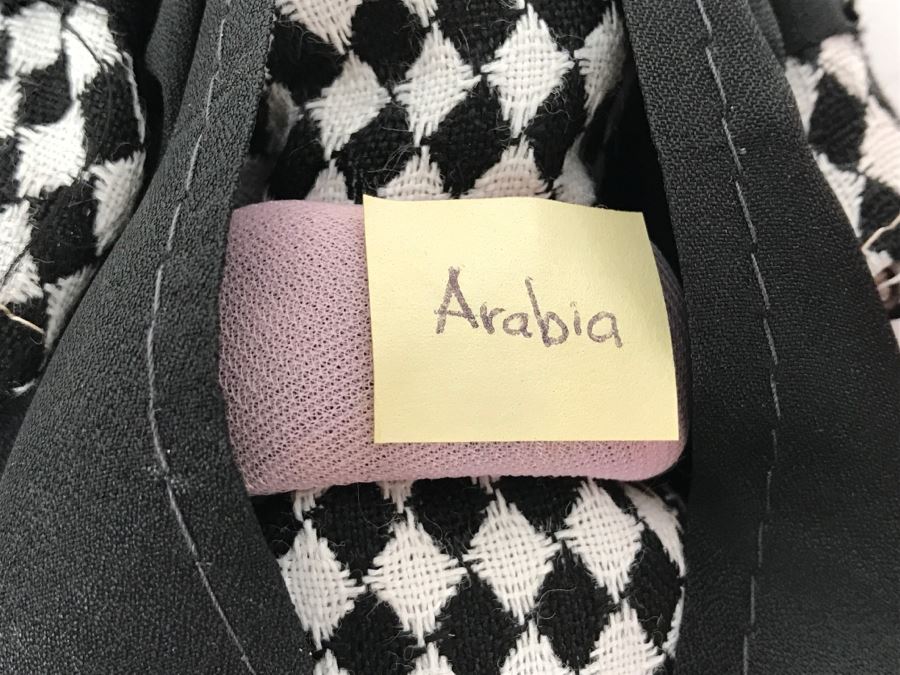 Collection Of Vintage International Dolls - See All Photos [Photo 3]