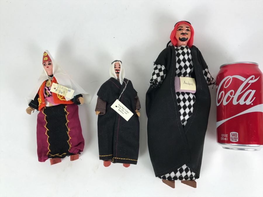 Collection Of Vintage International Dolls - See All Photos