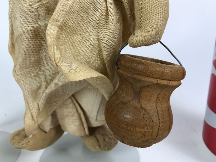 Pair Of Vintage International Dolls [Photo 5]