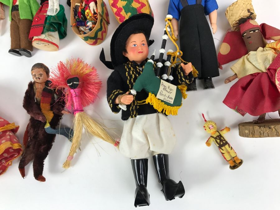 Collection Of Vintage International Dolls - See All Photos [Photo 9]