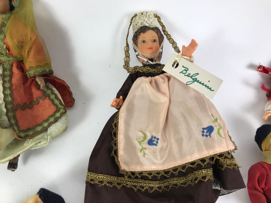 Collection Of Vintage International Dolls - See All Photos [Photo 21]