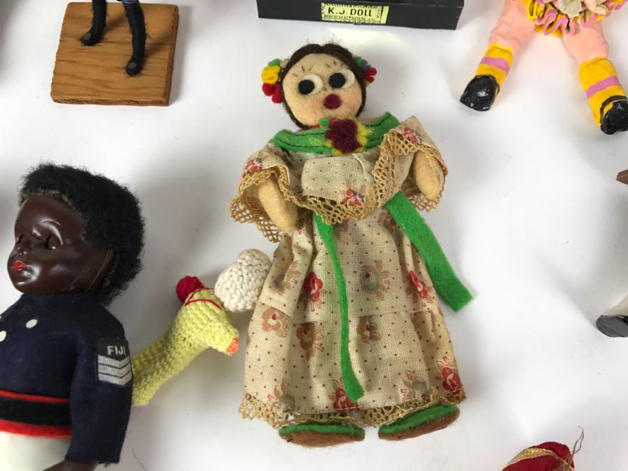 Collection Of Vintage International Dolls - See All Photos [Photo 24]