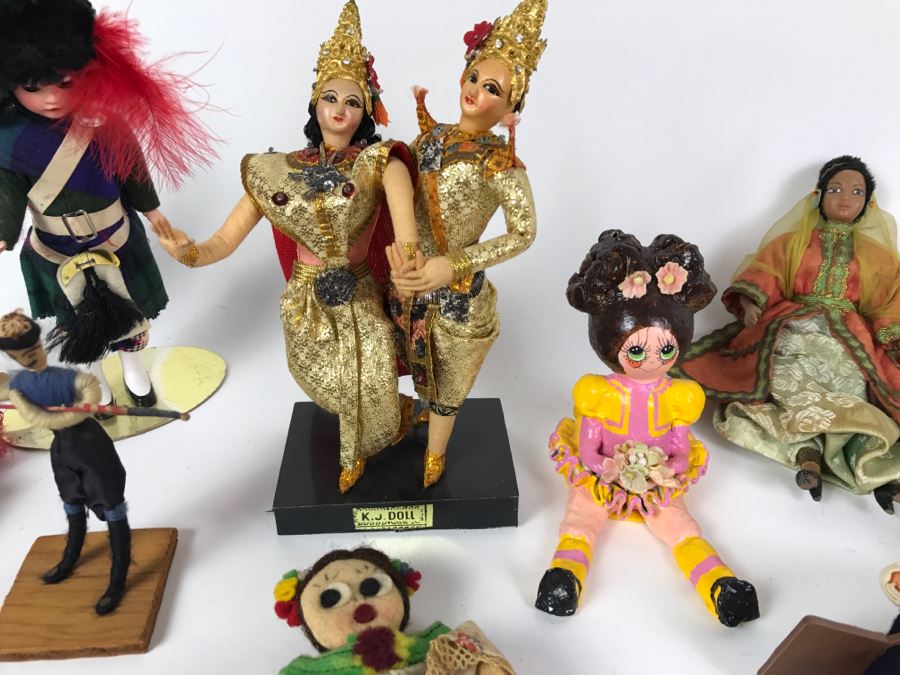 Collection Of Vintage International Dolls - See All Photos [Photo 23]