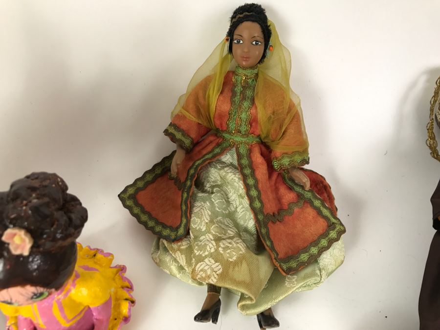 Collection Of Vintage International Dolls - See All Photos [Photo 22]