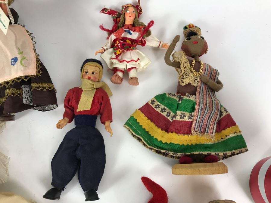 Collection Of Vintage International Dolls - See All Photos [Photo 18]