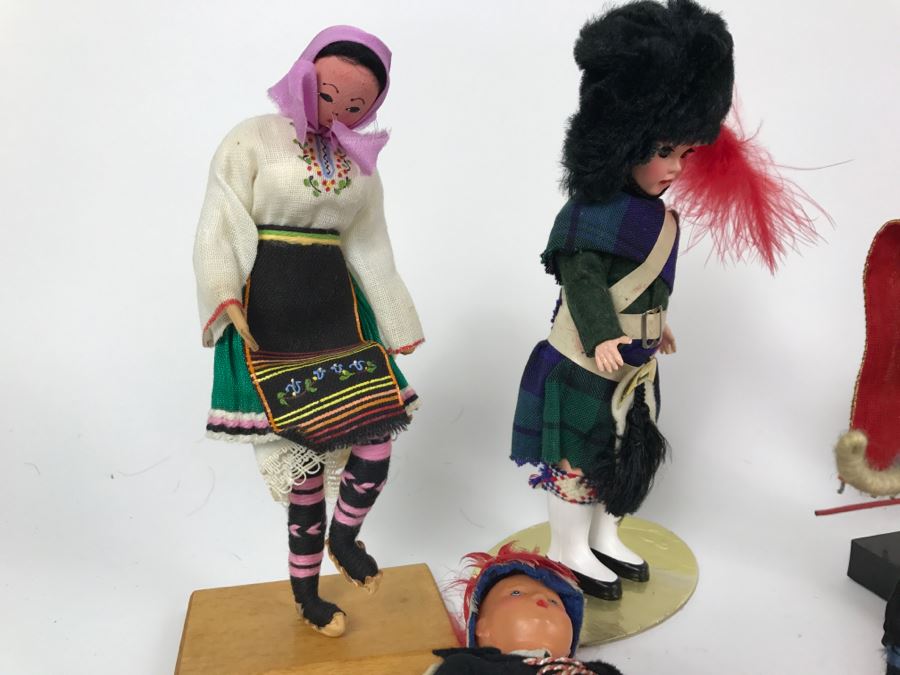 Collection Of Vintage International Dolls - See All Photos [Photo 28]
