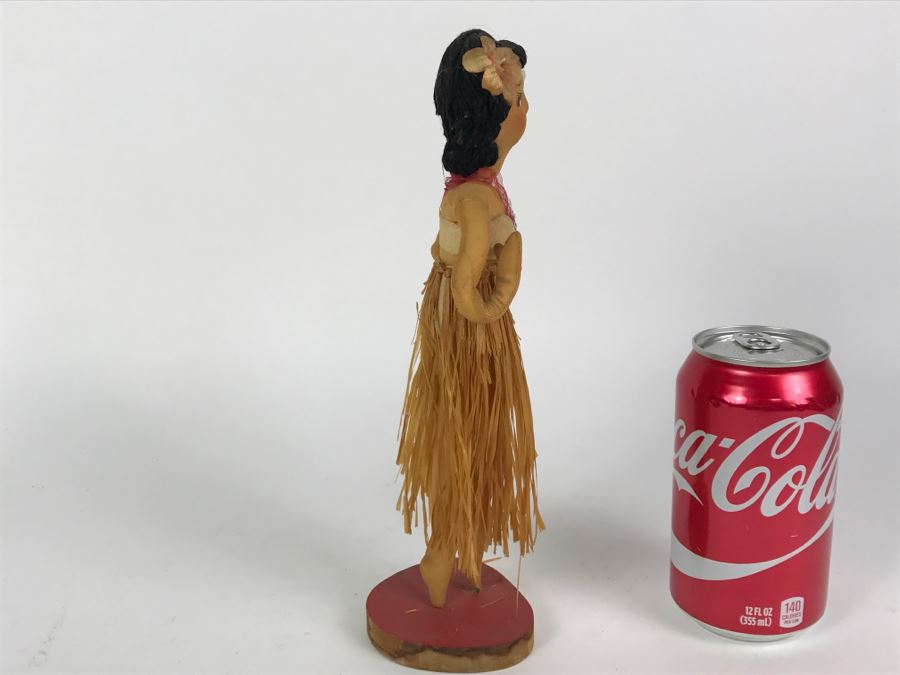 Vintage Hawaiian Hula Girl Doll [Photo 9]