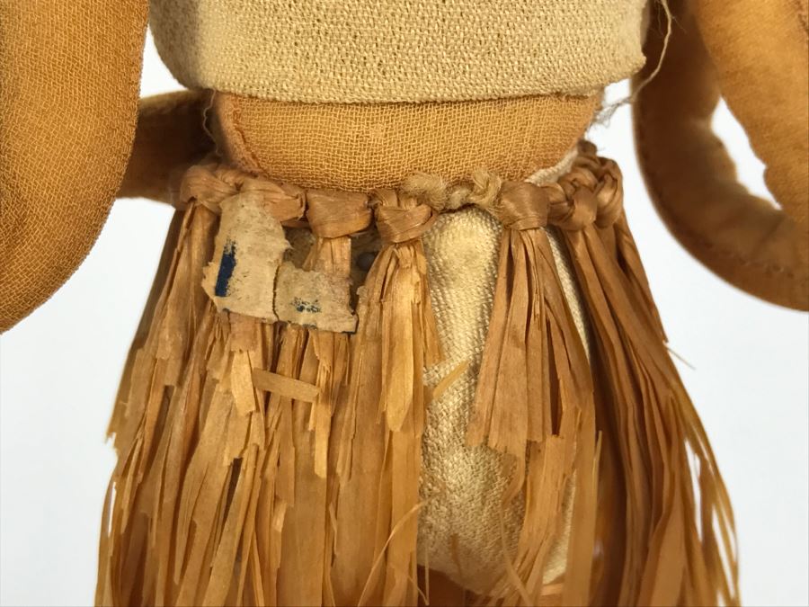 Vintage Hawaiian Hula Girl Doll [Photo 8]