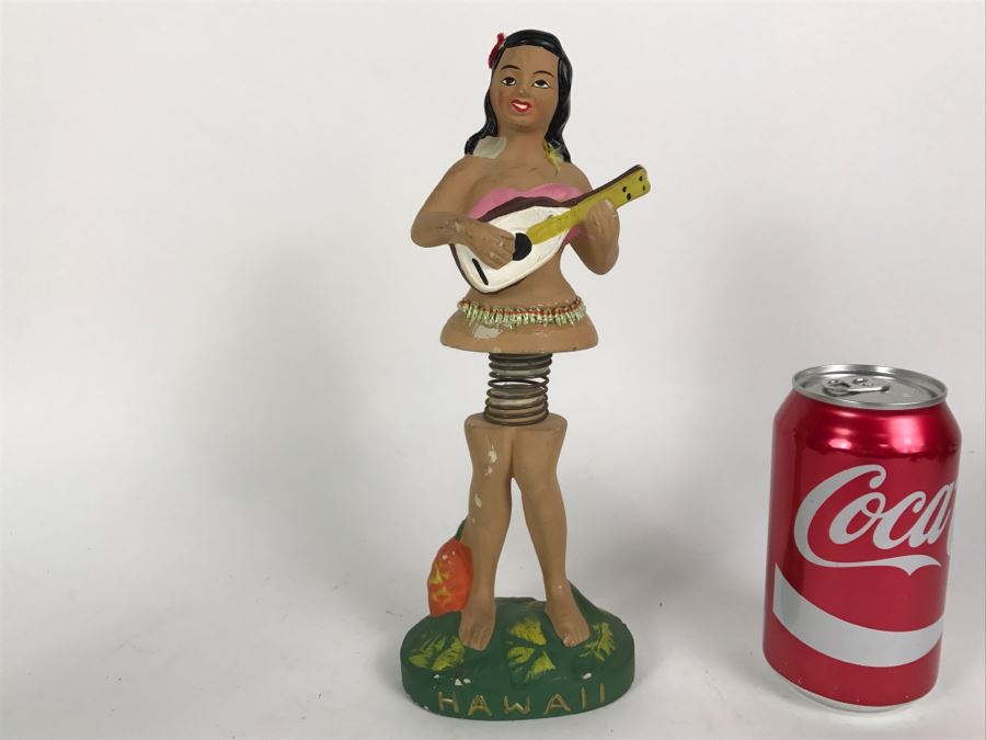 Vintage Hawaiian Bobble Hula Girl Doll Missing Grass Skirt [Photo 1]