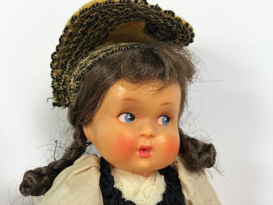 Collection Of Vintage International Dolls - See All Photos [Photo 3]