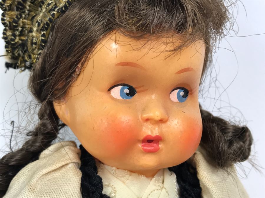 Collection Of Vintage International Dolls - See All Photos [Photo 4]