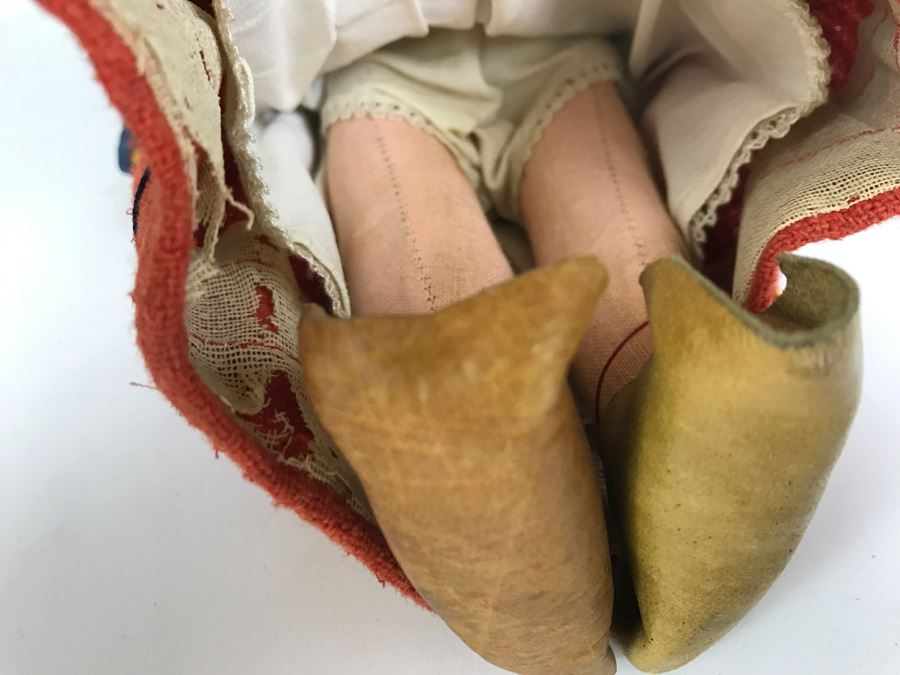 Vintage International Doll [Photo 10]