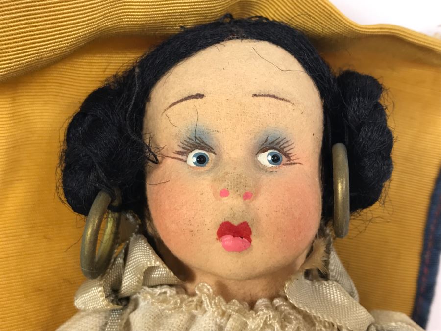 Vintage International Doll [Photo 3]