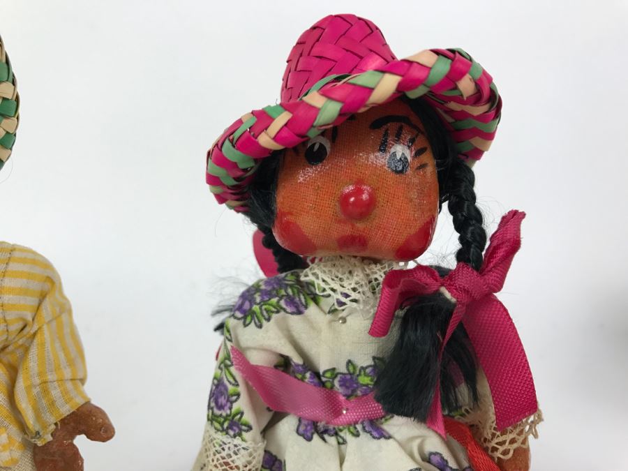 Pair Of Vintage Mexican Dolls [Photo 4]