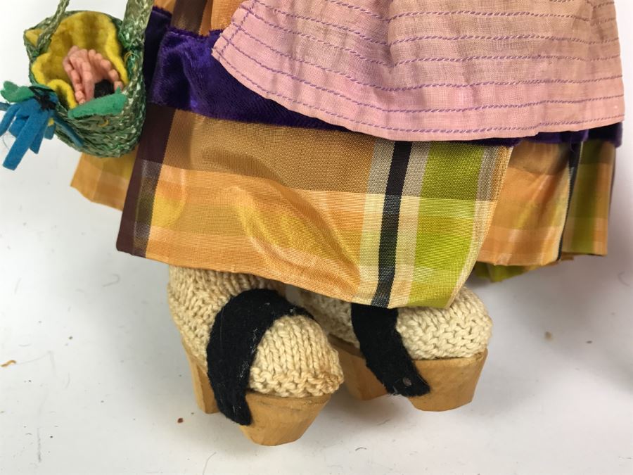 Vintage International Doll [Photo 7]