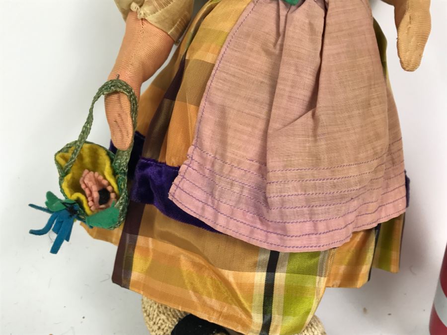 Vintage International Doll [Photo 6]