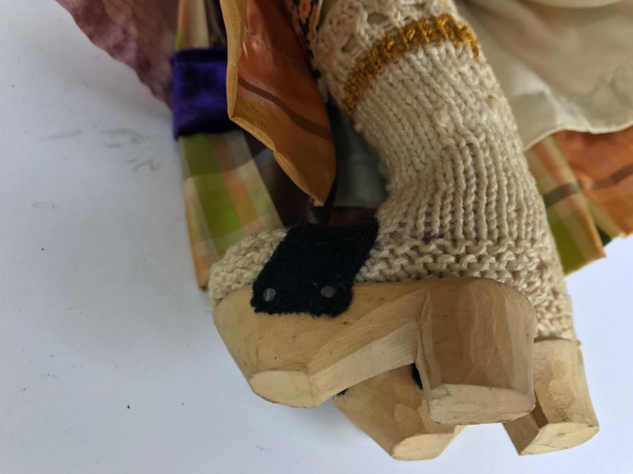 Vintage International Doll [Photo 12]