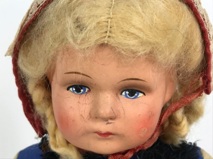 Vintage International Doll [Photo 4]