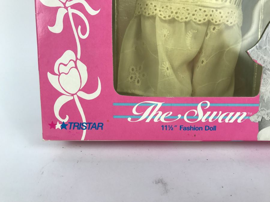 Vintage Grace Kelly Doll New In Box Tristar The Swan [Photo 5]