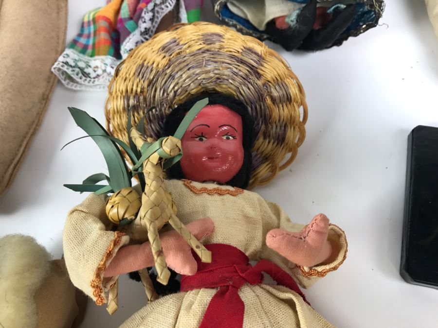 Collection Of Vintage International Dolls - See All Photos [Photo 17]