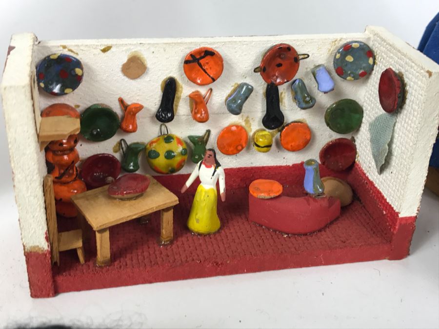 Collection Of Vintage International Dolls - See All Photos [Photo 26]