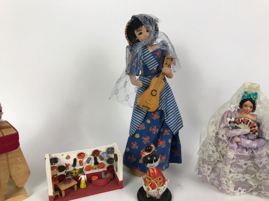 Collection Of Vintage International Dolls - See All Photos [Photo 27]